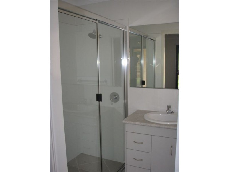 18 Koolamarra Dr, Gracemere QLD 4702