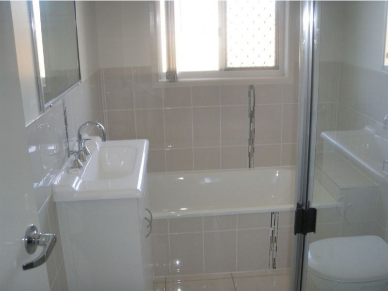 38 Broadhurst Dr, Gracemere QLD 4702