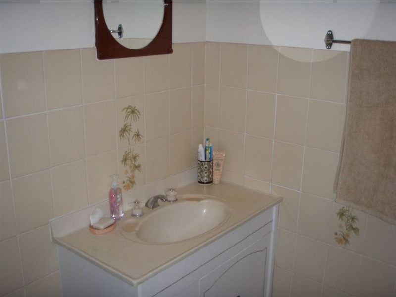 253 Mt Usher Rd, Bouldercombe QLD 4702