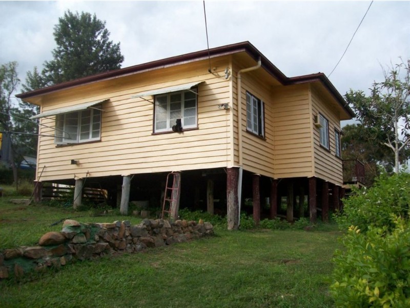 1 Gowdie Street, Mount Morgan QLD 4714