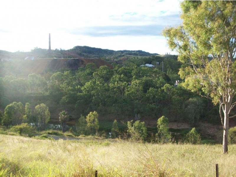 17 Queen Street, Mount Morgan QLD 4714