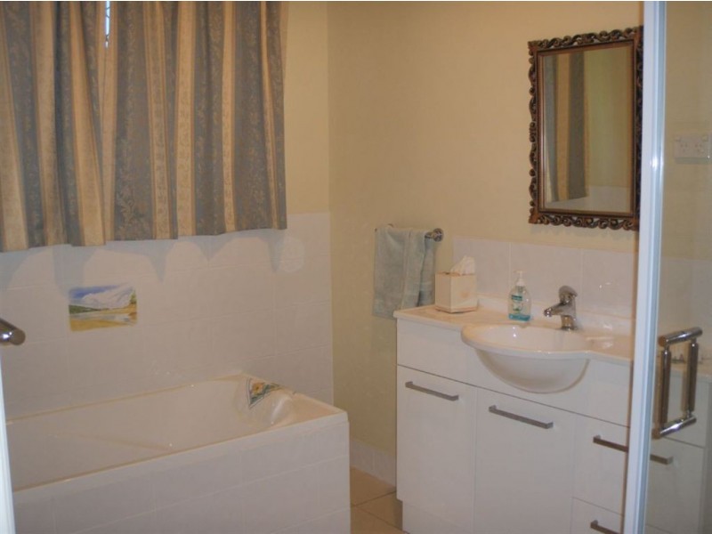 55 Botos Rd, Cawarral QLD 4702