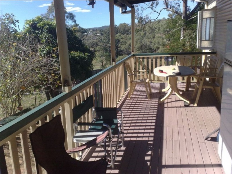 21 West Street, Mount Morgan QLD 4714
