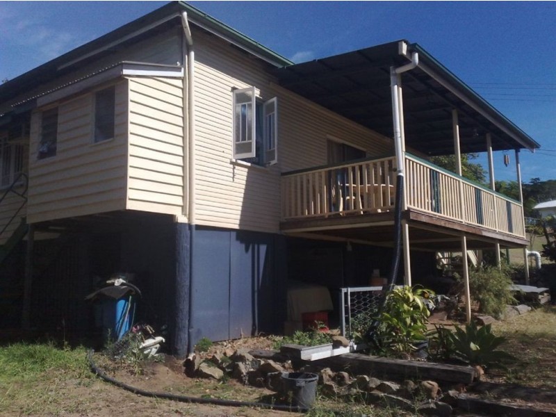21 West Street, Mount Morgan QLD 4714
