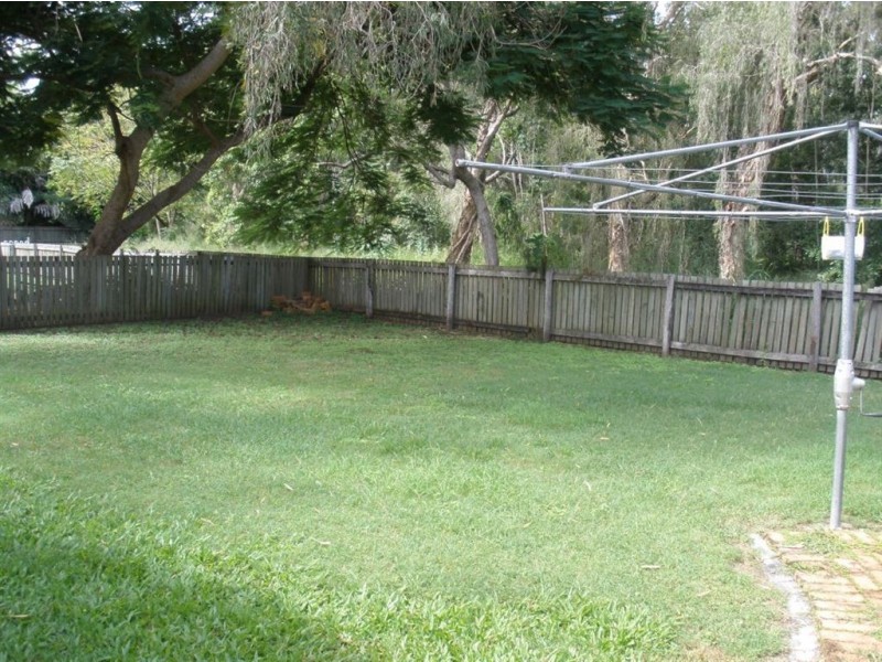 80 Bryant st, Koongal QLD 4701