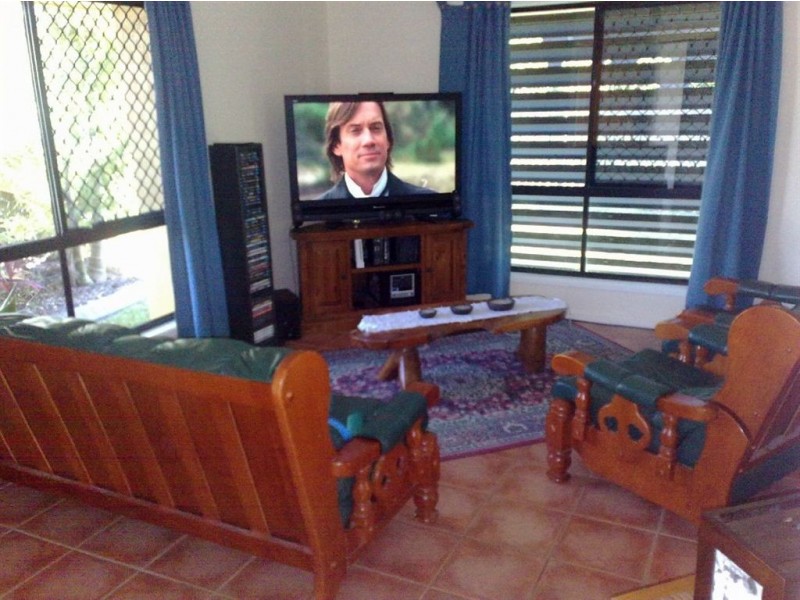 9 Anna Street, Gracemere QLD 4702