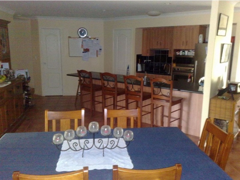 9 Anna Street, Gracemere QLD 4702