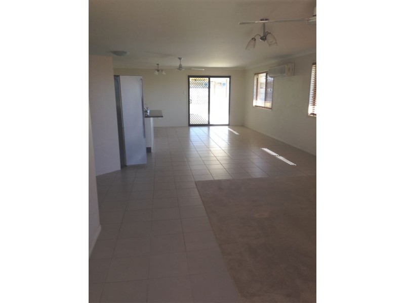 4 Mamalis Street, Gracemere QLD 4702