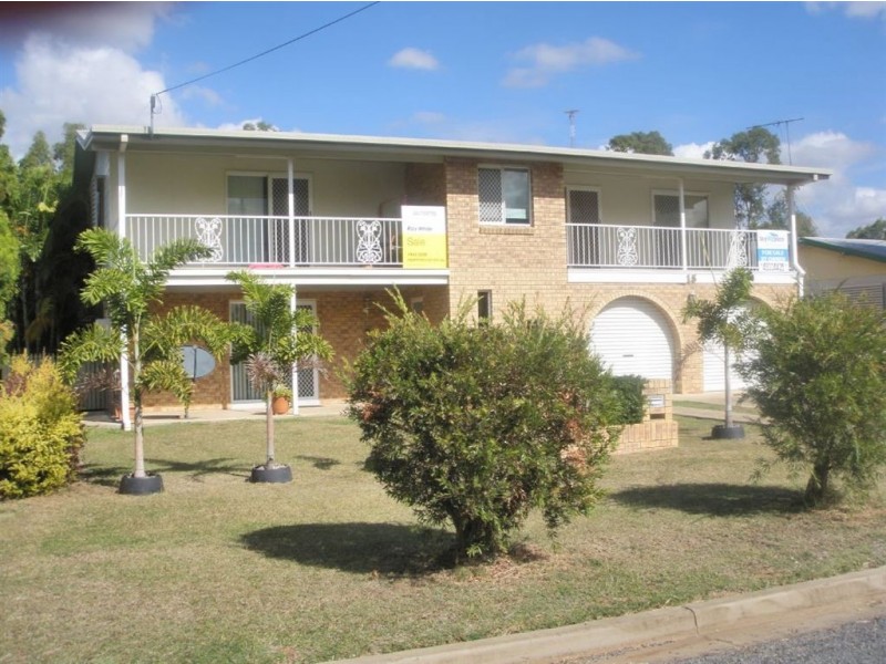 15 Fenwick St, Gracemere QLD 4702