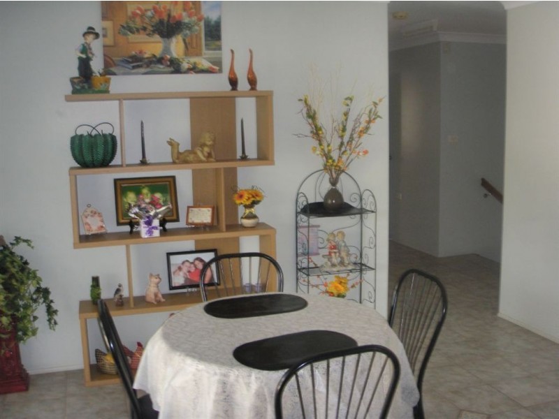 15 Fenwick St, Gracemere QLD 4702