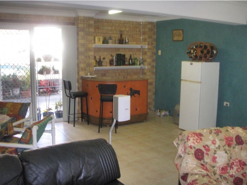 15 Fenwick St, Gracemere QLD 4702