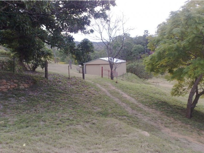 17 Hall street, Mount Morgan QLD 4714