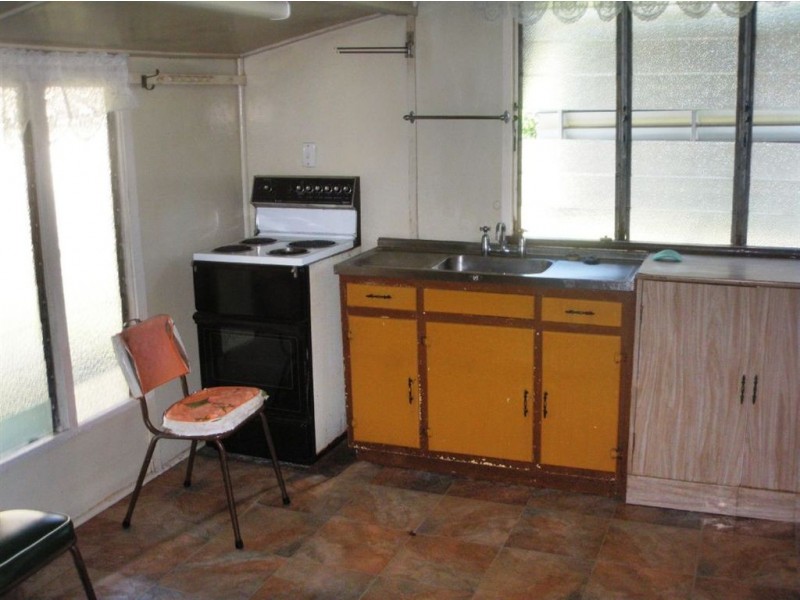 1A Davis street, Allenstown QLD 4700