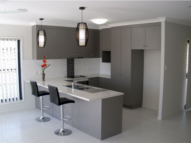 13 Jamie Cresent, Gracemere QLD 4702