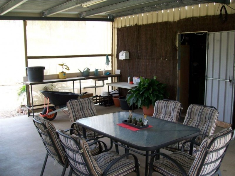 15 Preston Road, Bouldercombe QLD 4702