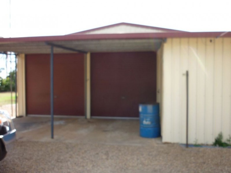 15 Preston Road, Bouldercombe QLD 4702