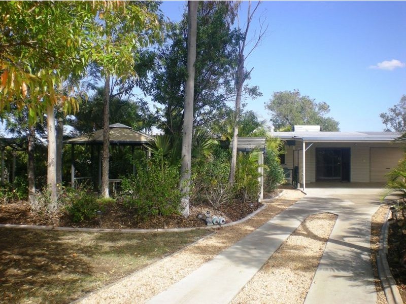 64 Capricorn Street, Gracemere QLD 4702