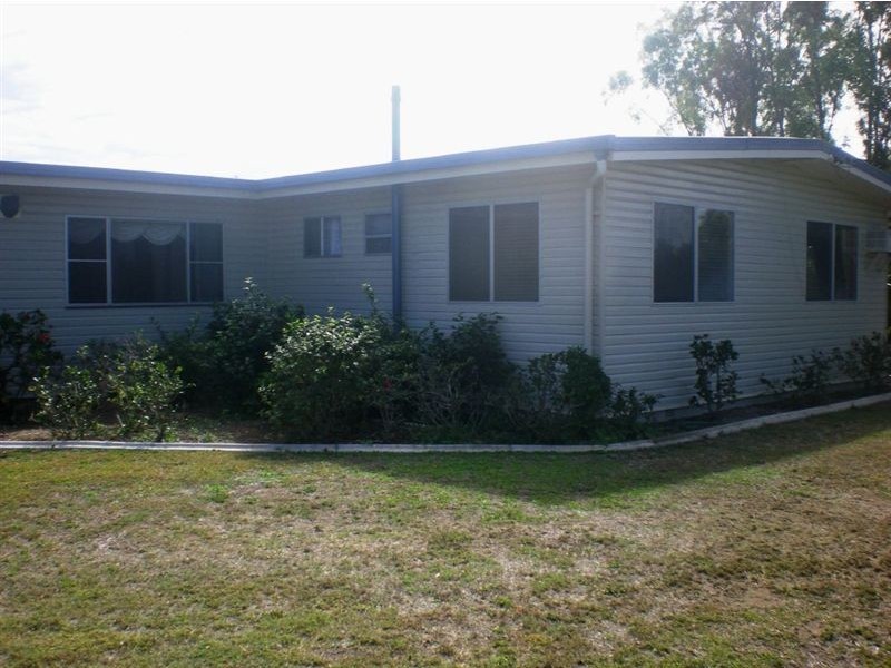 64 Capricorn Street, Gracemere QLD 4702