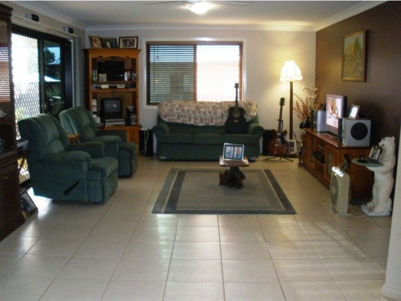 3 Bryce Ct, Gracemere QLD 4702