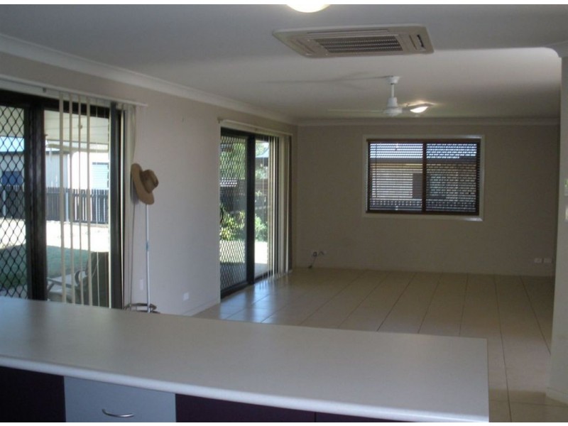 3 Bryce Ct, Gracemere QLD 4702