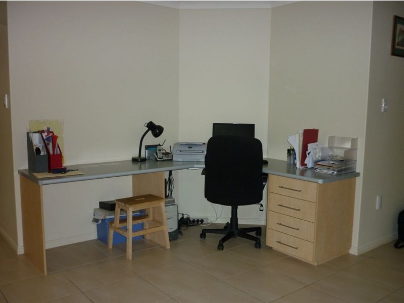 6 Mamalis street, Gracemere QLD 4702