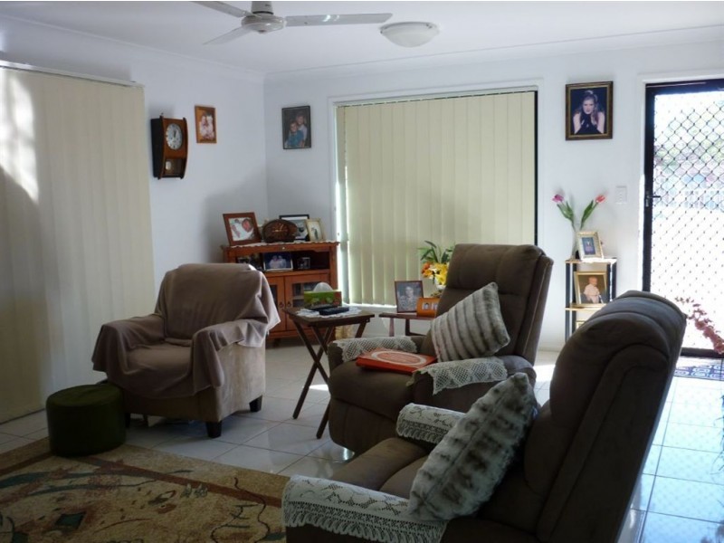 32 Dee street, Mount Morgan QLD 4714