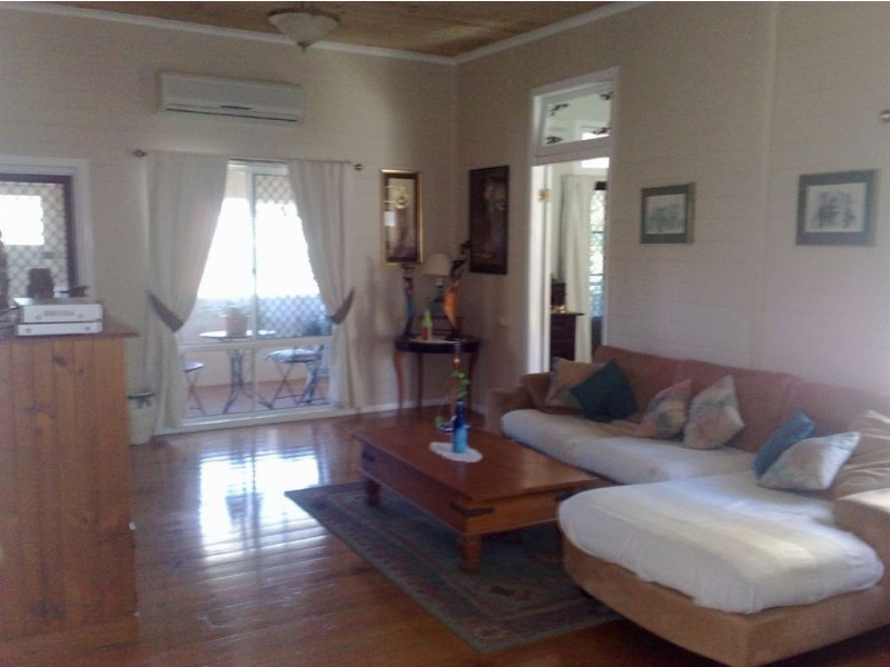 19 Gowdie Street, Mount Morgan QLD 4714