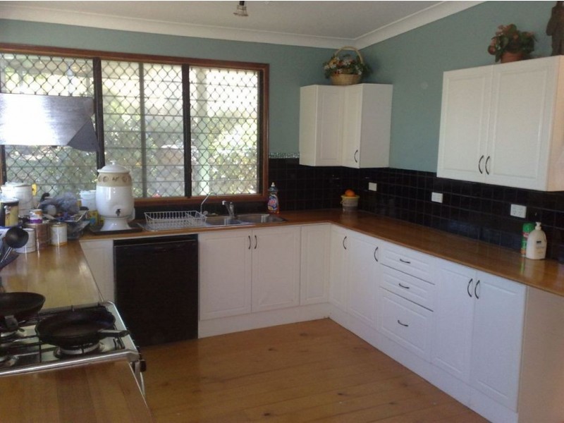 19 Gowdie Street, Mount Morgan QLD 4714