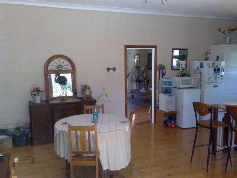 19 Gowdie Street, Mount Morgan QLD 4714