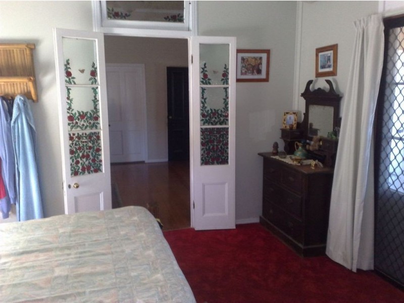 19 Gowdie Street, Mount Morgan QLD 4714