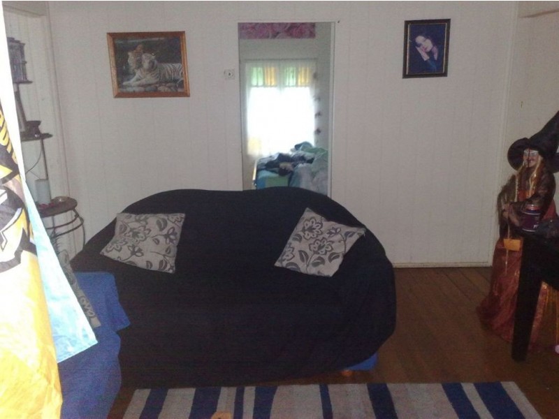 82 James Street, Mount Morgan QLD 4714