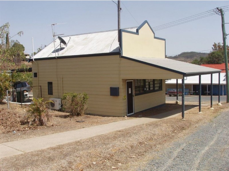 40 Central Street, Mount Morgan QLD 4714