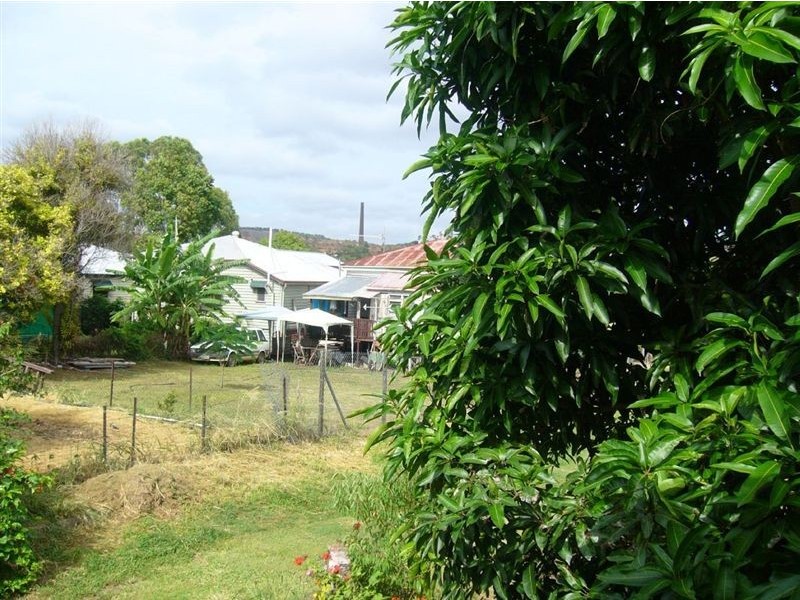 52 James Street, Mount Morgan QLD 4714