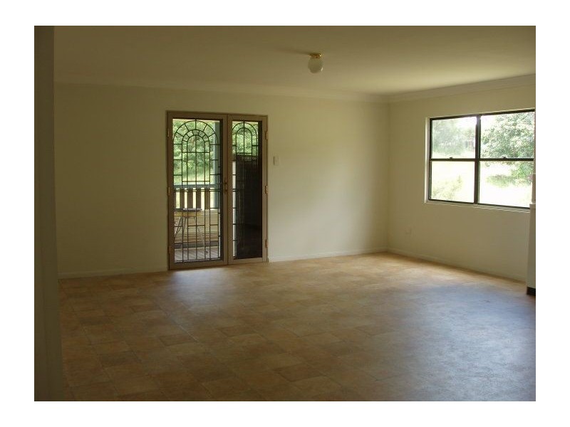 7 Racecourse Road, Mount Morgan QLD 4714