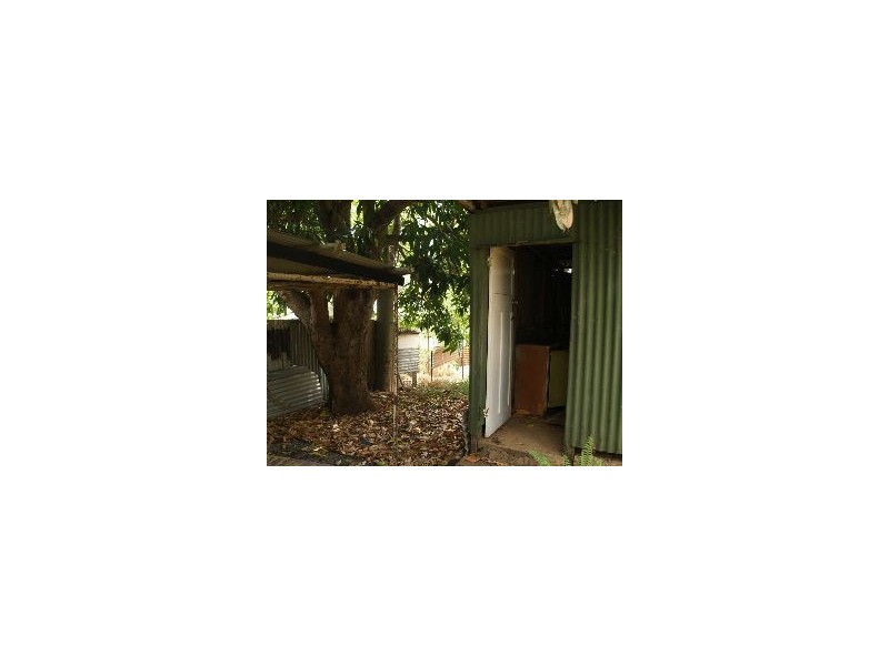 9 Gordon Street, Mount Morgan QLD 4714