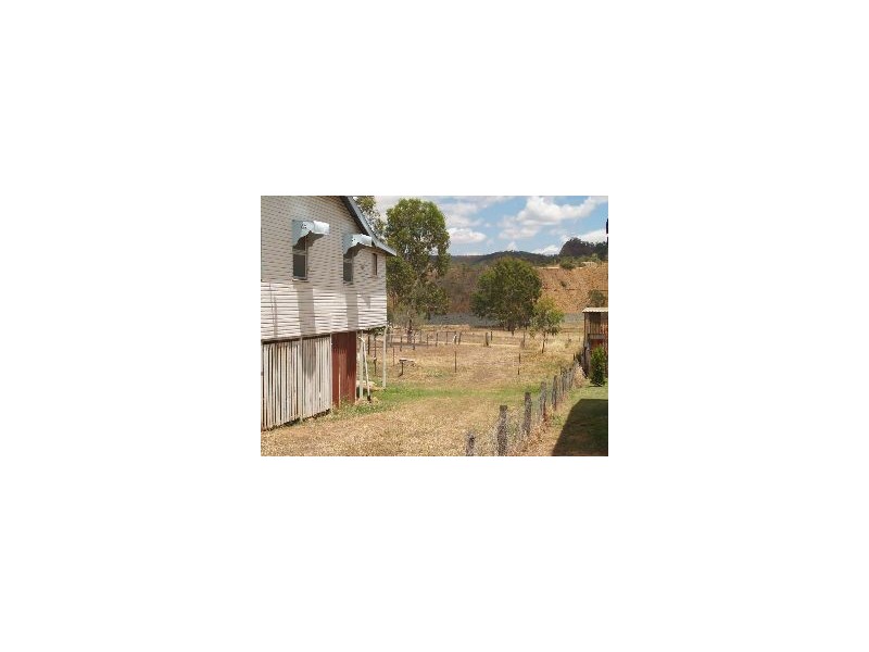 42 James Street, Mount Morgan QLD 4714