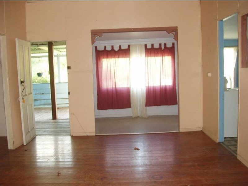 7 Linedale Street, Mount Morgan QLD 4714