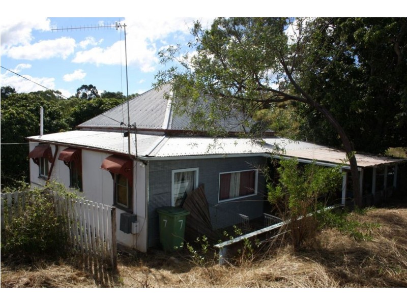 7 Linedale Street, Mount Morgan QLD 4714