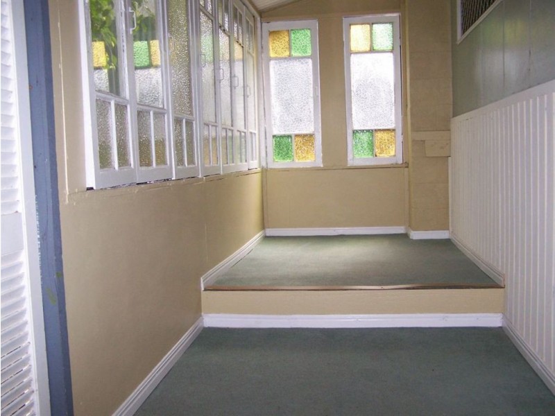 69 East Street, Mount Morgan QLD 4714