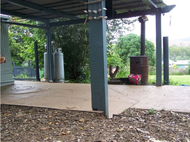 69 East Street, Mount Morgan QLD 4714