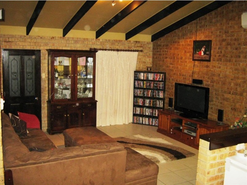 20 Larnach  street, Zilzie QLD 4710