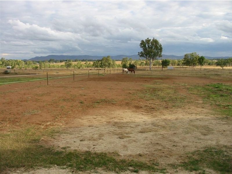 180 Lucas Street, Gracemere QLD 4702