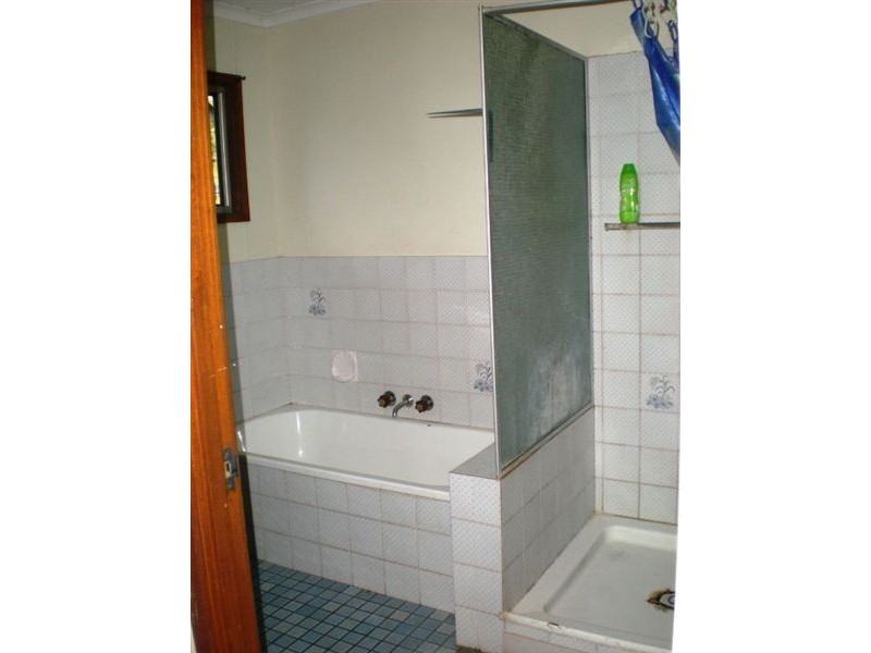 10 Killarney Lane, Mount Morgan QLD 4714