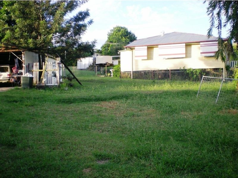 10 Killarney Lane, Mount Morgan QLD 4714