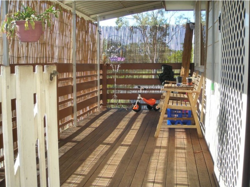 2 Rosewood Av, Gracemere QLD 4702