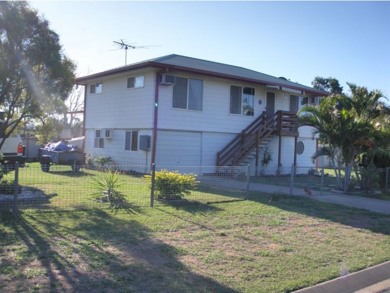 2 Rosewood Av, Gracemere QLD 4702