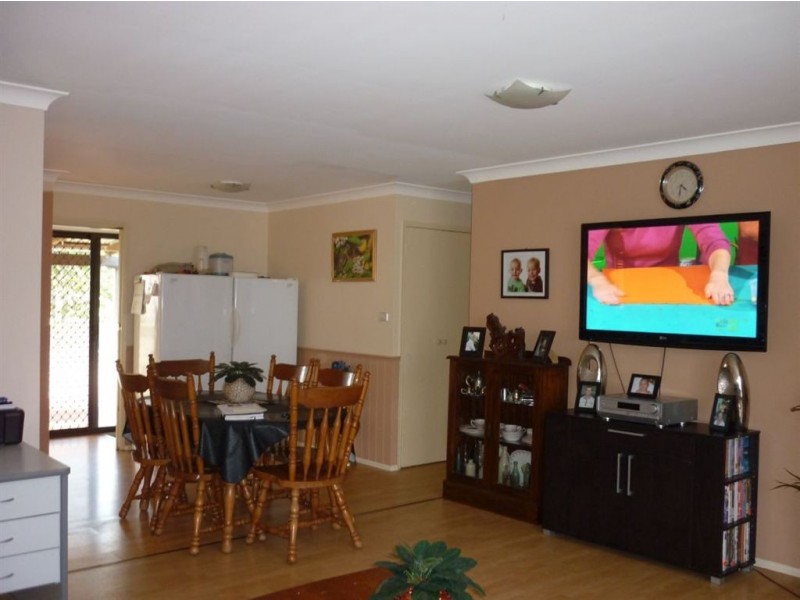 64 DONOVAN  CR, Gracemere QLD 4702