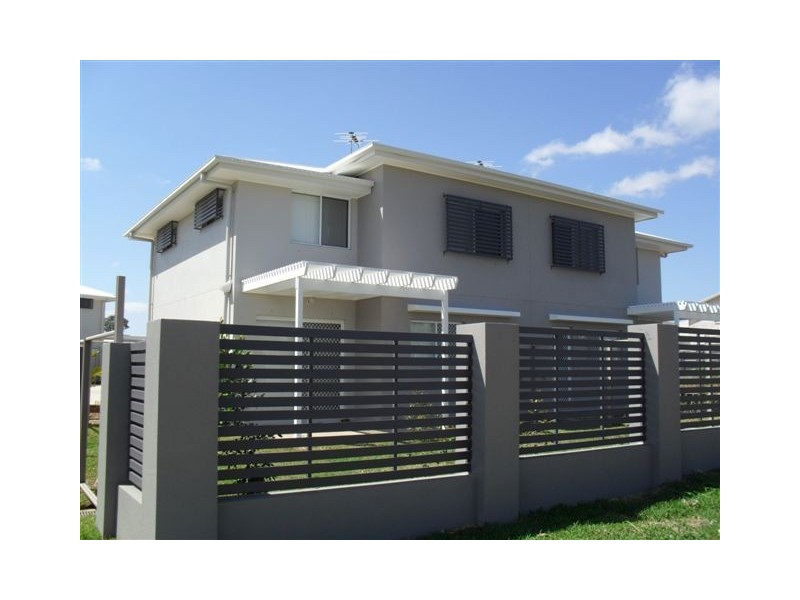 2/54 Lillypilly Av, Gracemere QLD 4702