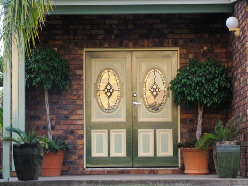 4 Roy Pl, Gracemere QLD 4702