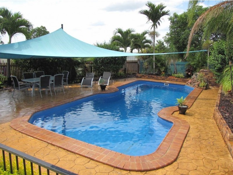 4 Roy Pl, Gracemere QLD 4702